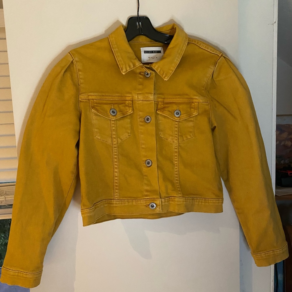 Noisy May Mustard Yellow Jacket